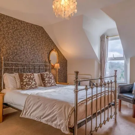 Hotel Highfield 3*